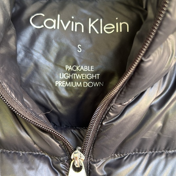 Calvin Klein Black Packable Lightweight Premium Down Vest Size Small - Picture 3 of 12